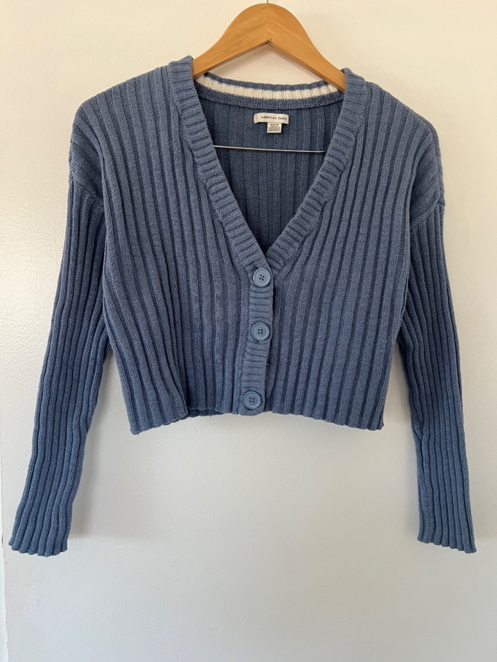American Eagle Chunky Ribbed Cropped Cardigan Slate Blue Button-Up V-Neck (S)